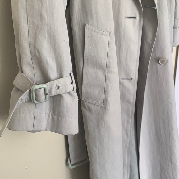 London Fog trench coat - Picture 4 of 7